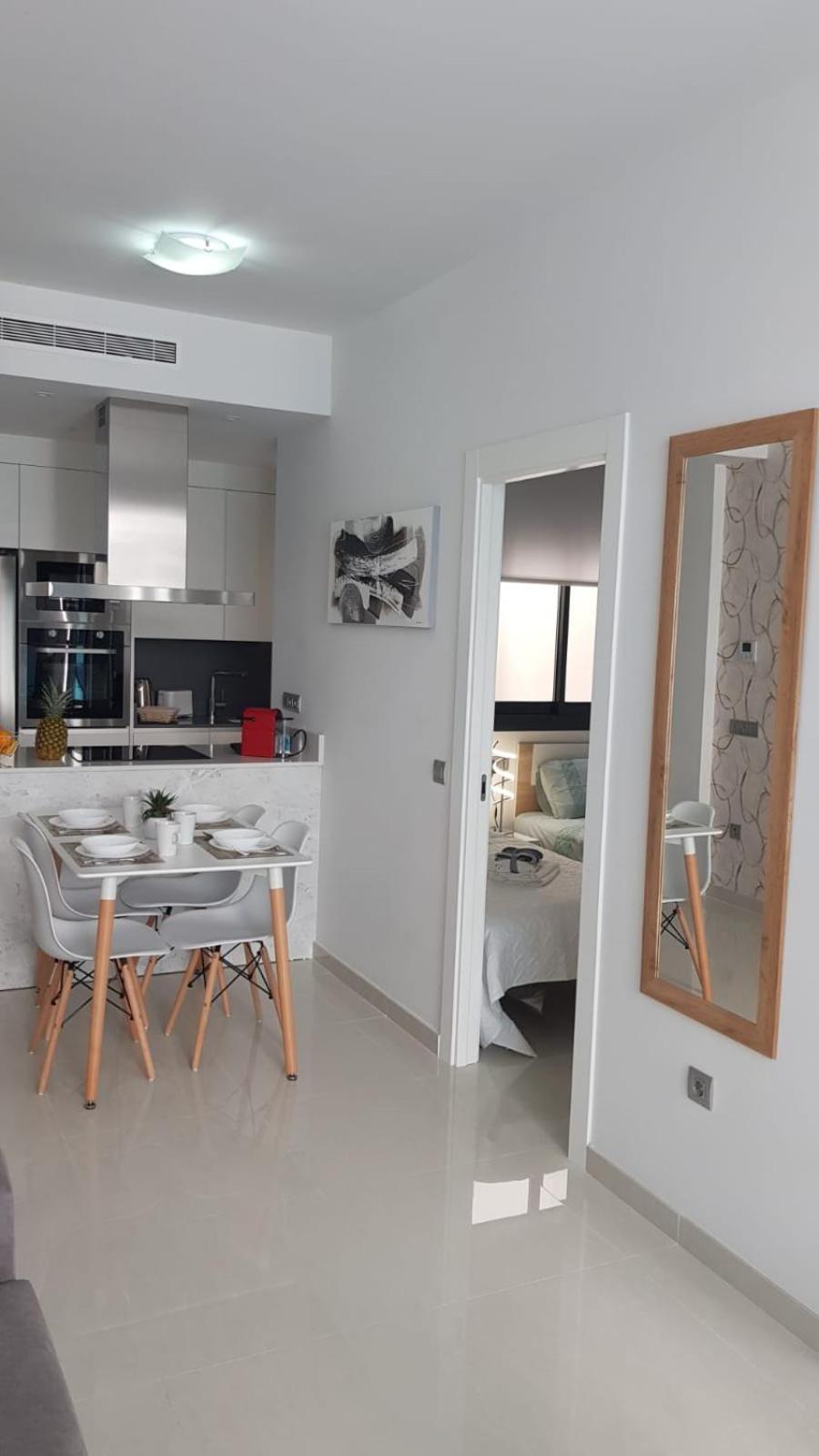 Brilliant Apartment Cibeles Torrevieja Eksteriør bilde